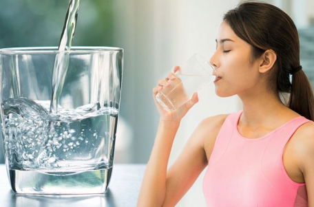 Uống nước đúng cách giúp nâng cao sức khỏe